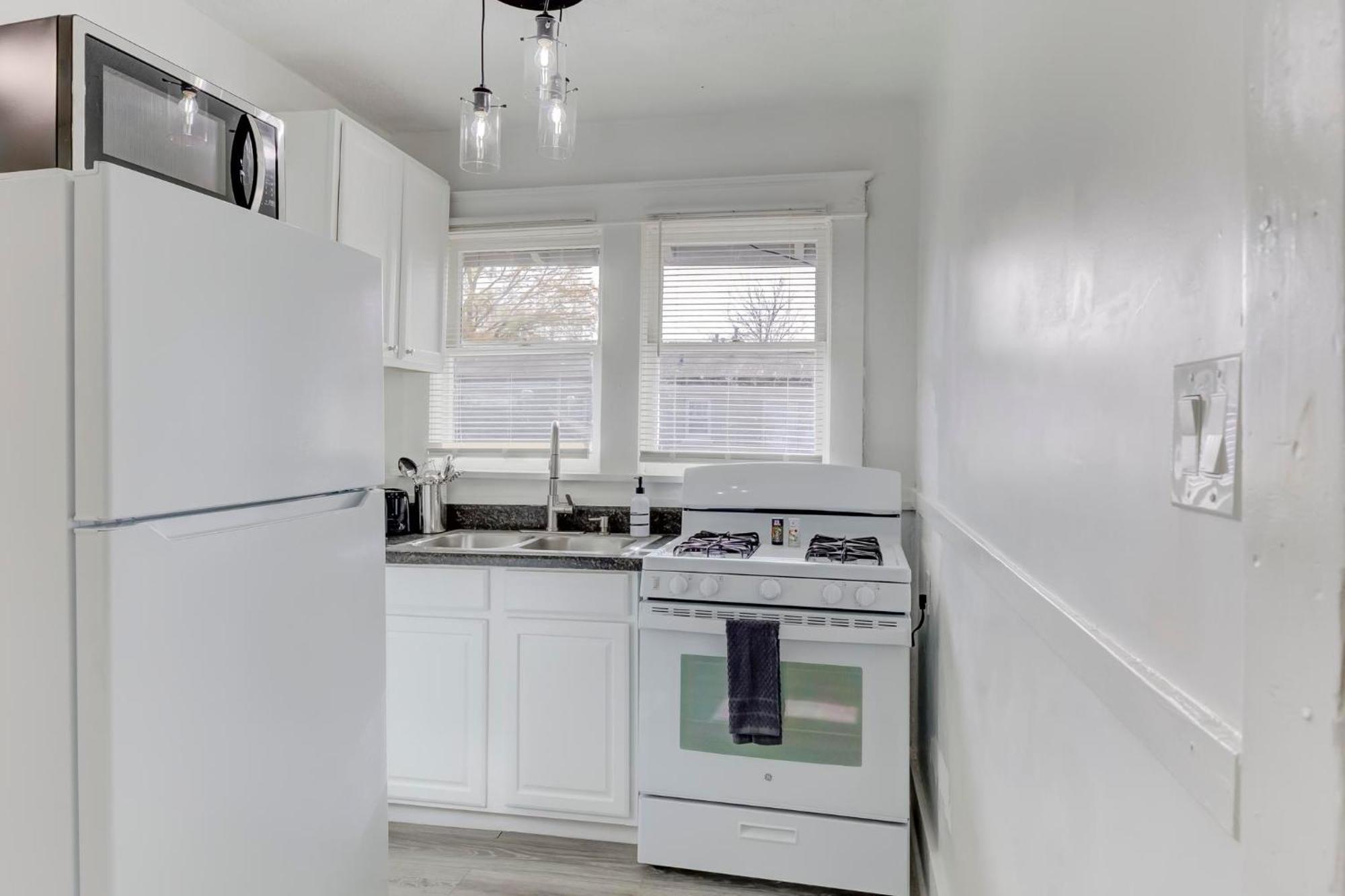 Charming Cooper-Young Flat In The Heart Of Memphis Eksteriør billede