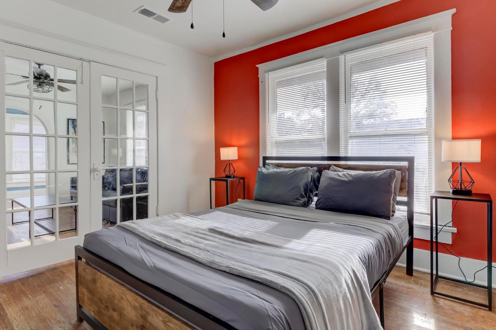 Charming Cooper-Young Flat In The Heart Of Memphis Eksteriør billede